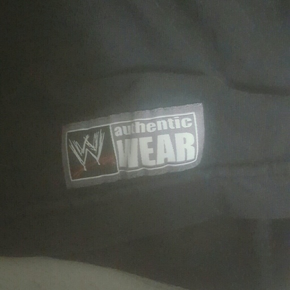 WWE Bella Twins "Bellas 02" Shirt - Picture 2 of 2